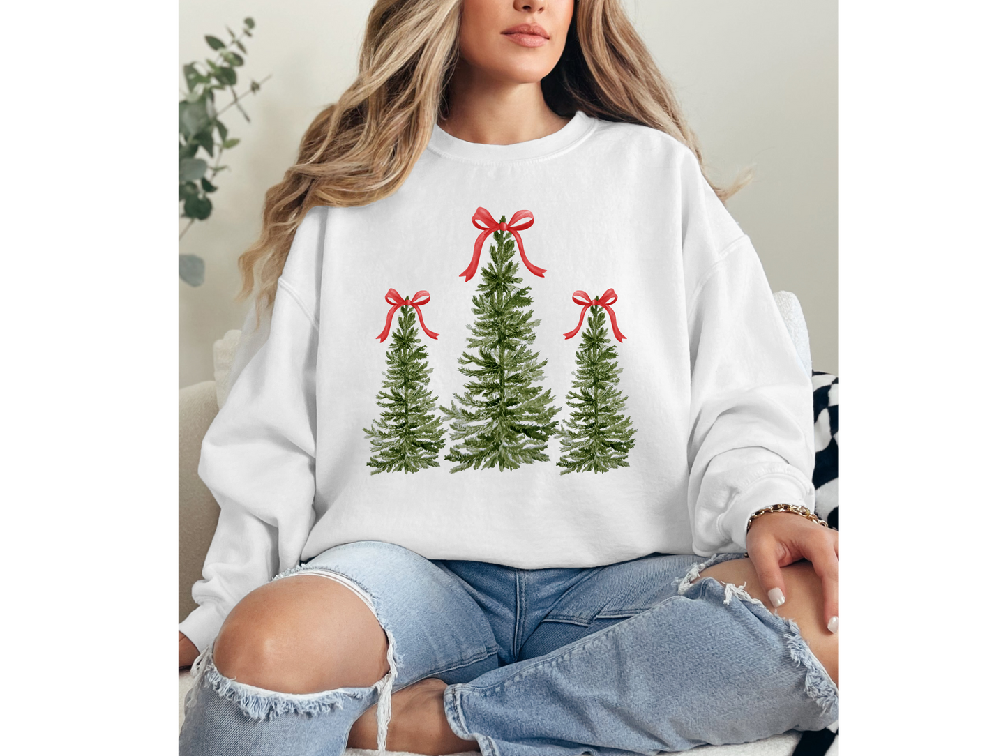 Trees with red bow Crewneck